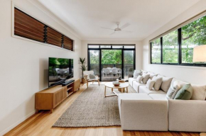 The Sunshine Beach Luxe Coastal Retreat